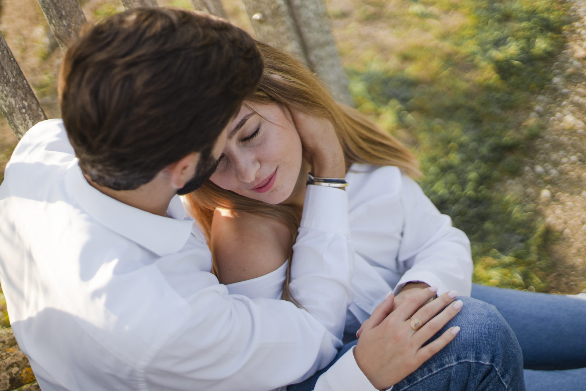 stephanie laisney photographe couple golden hour nature couché de soleil seance engagement angouleme charente