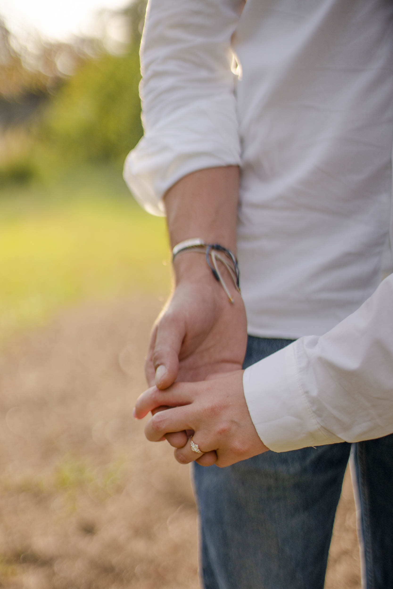 stephanie laisney photographe couple golden hour nature couché de soleil seance engagement angouleme charente