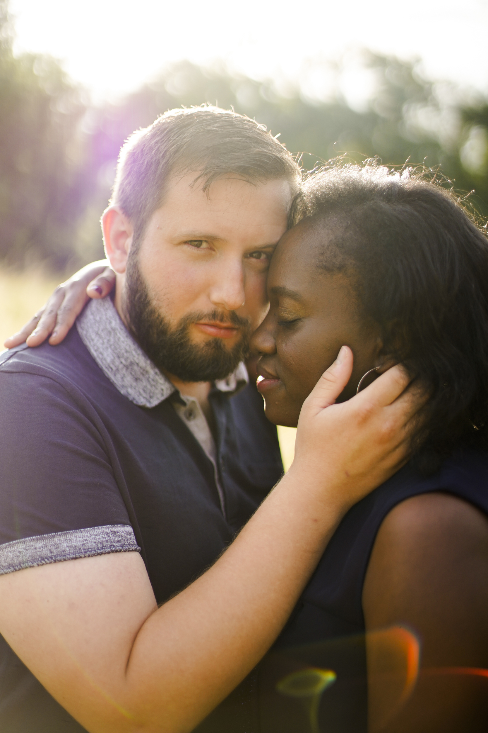 stephanie laisney photographe couple golden hour nature couché de soleil seance engagement angouleme charente