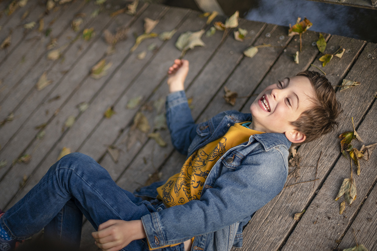 stephanie laisney photographe famille lifestyle nature golden hour lumière naturel Angoulême Charente